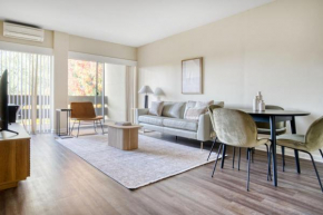 Palo Alto 1BR w Gym Pool nr FB Google SFO-706